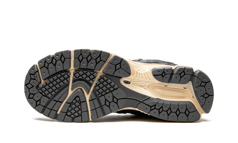 NEW BALANCE 2002R PROTECTION PACK "Phantom"