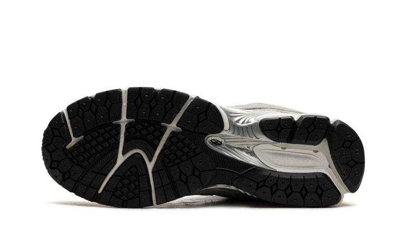 NEW BALANCE 2002R PROTECTION PACK "Grey White"