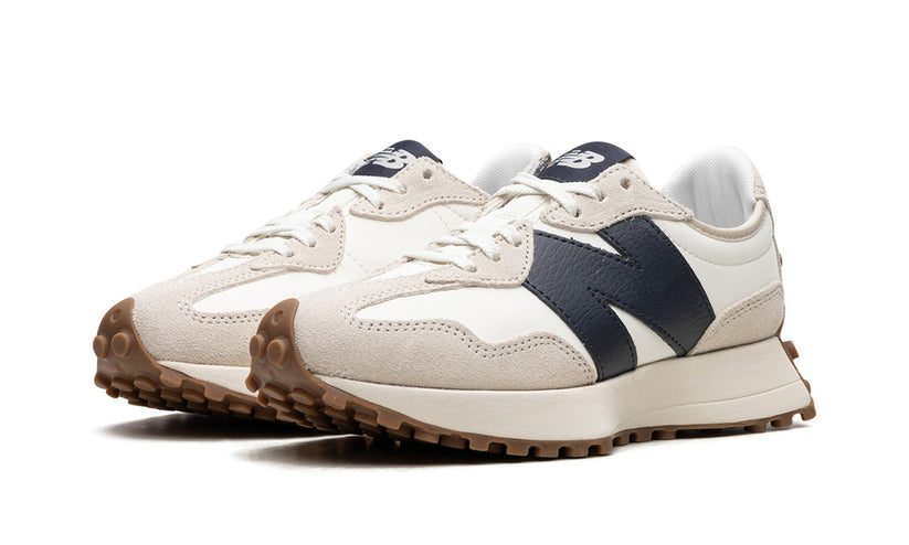 NEW BALANCE 327 "Moonbeam Outerspace"