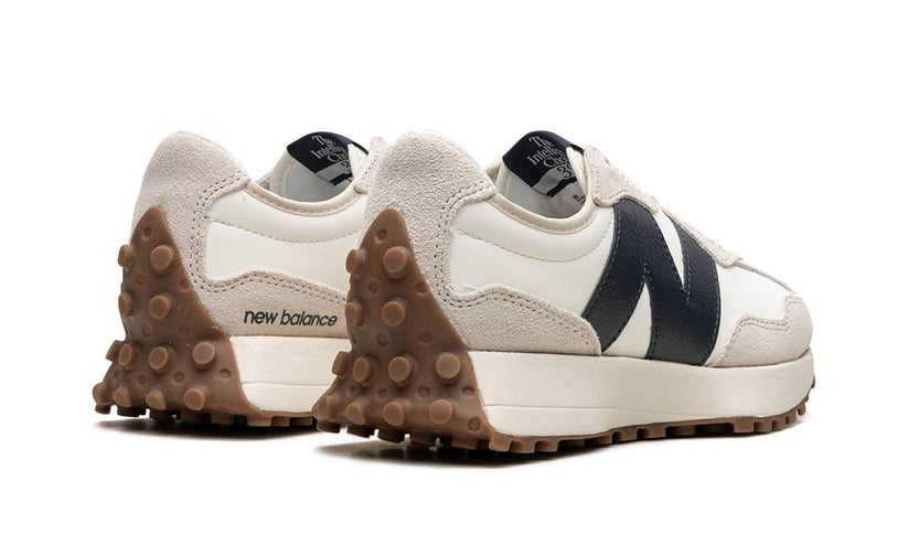 NEW BALANCE 327 "Moonbeam Outerspace"