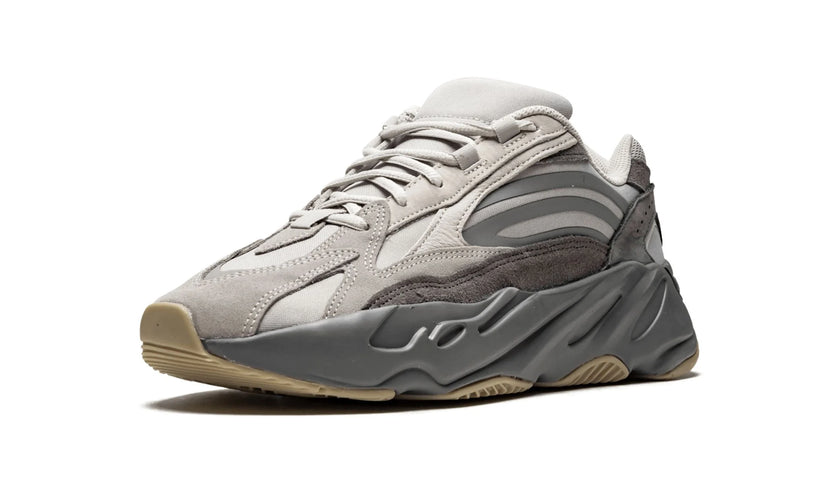ADIDAS YEEZY BOOST 700 V2"Tephra"
