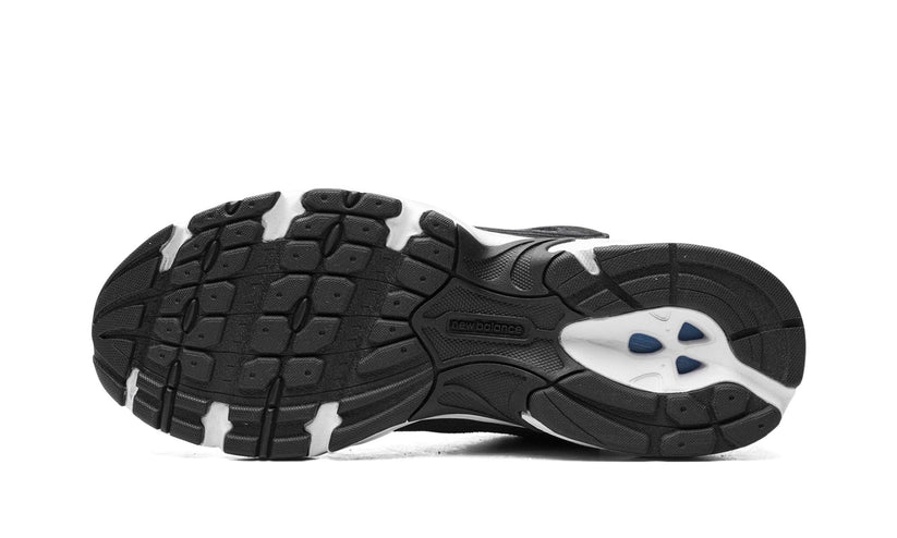 NEW BALANCE 530 "CLASSIC BLACK / GREY"