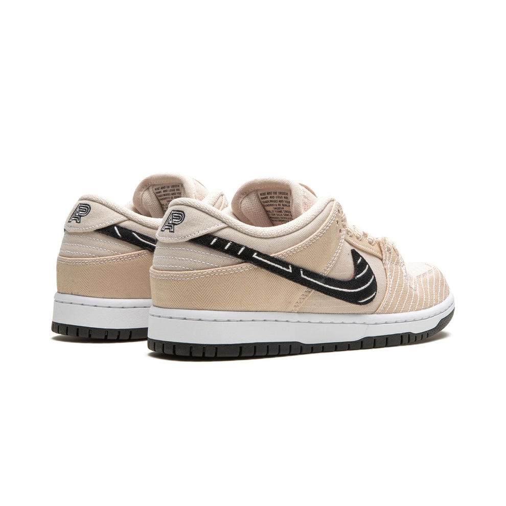 NIKE SB DUNK LOW "Albino & Preto - Jiu Jitsu"