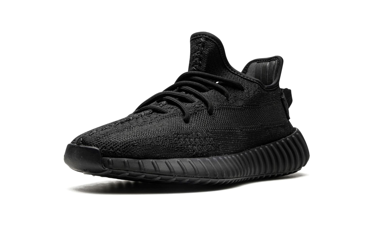 ADIDAS YEEZY
YEEZY BOOST 350 V2
"Onyx"