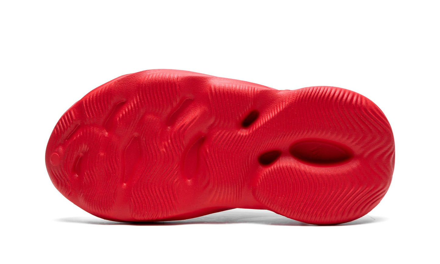 ADIDAS YEEZY
YEEZY FOAM RUNNER
"Vermillion"