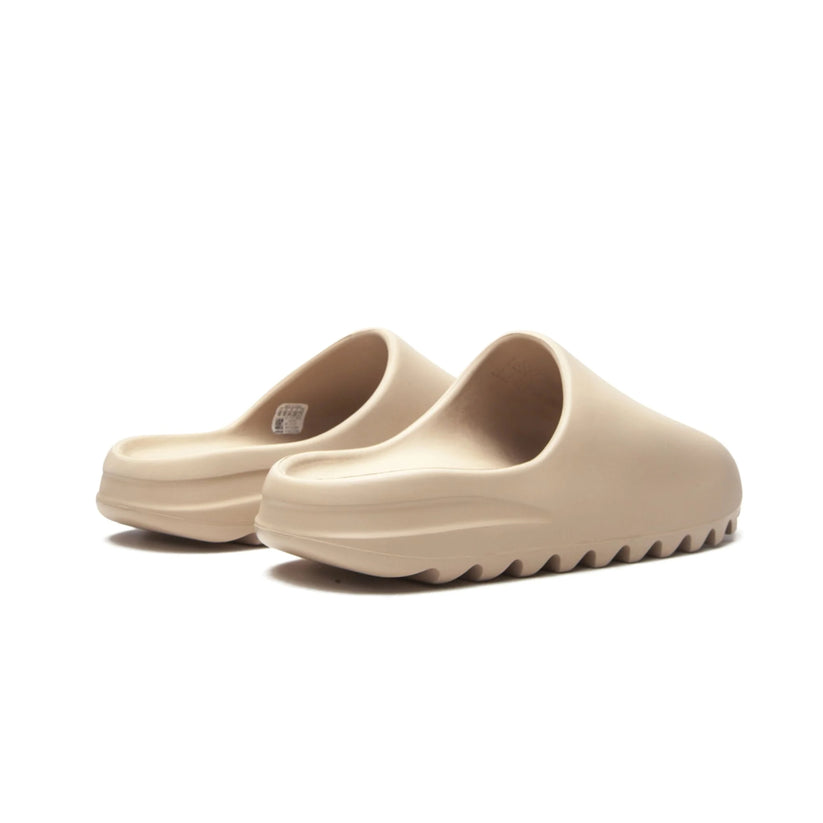 YEEZY SLIDE “Pure”