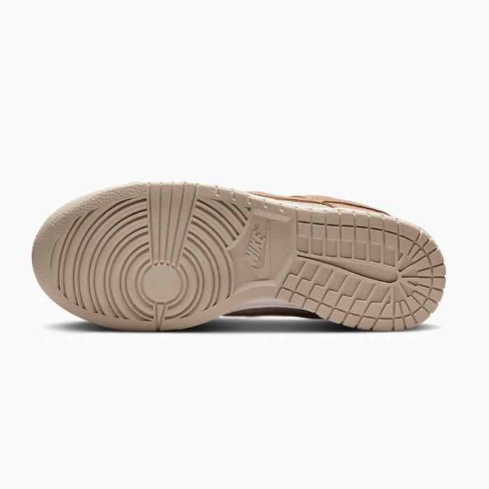 NIKE DUNK LOW SE 'SANDRIFT'