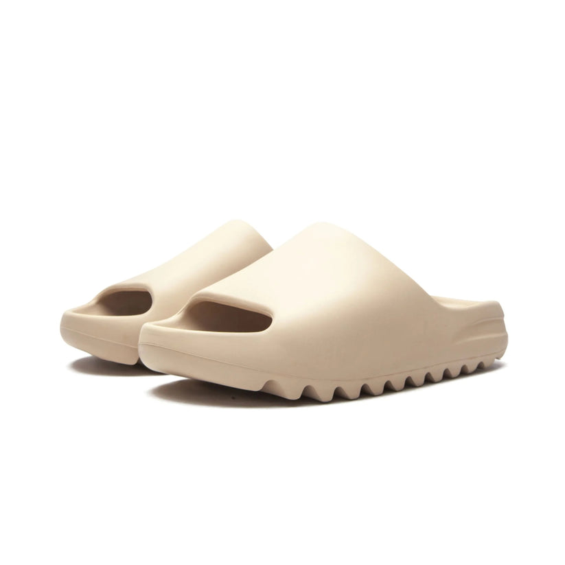 YEEZY SLIDE “Pure”