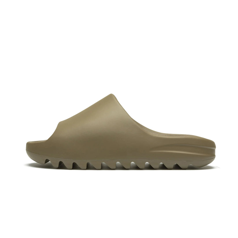 Yeezy Slide “Earth Brown”
