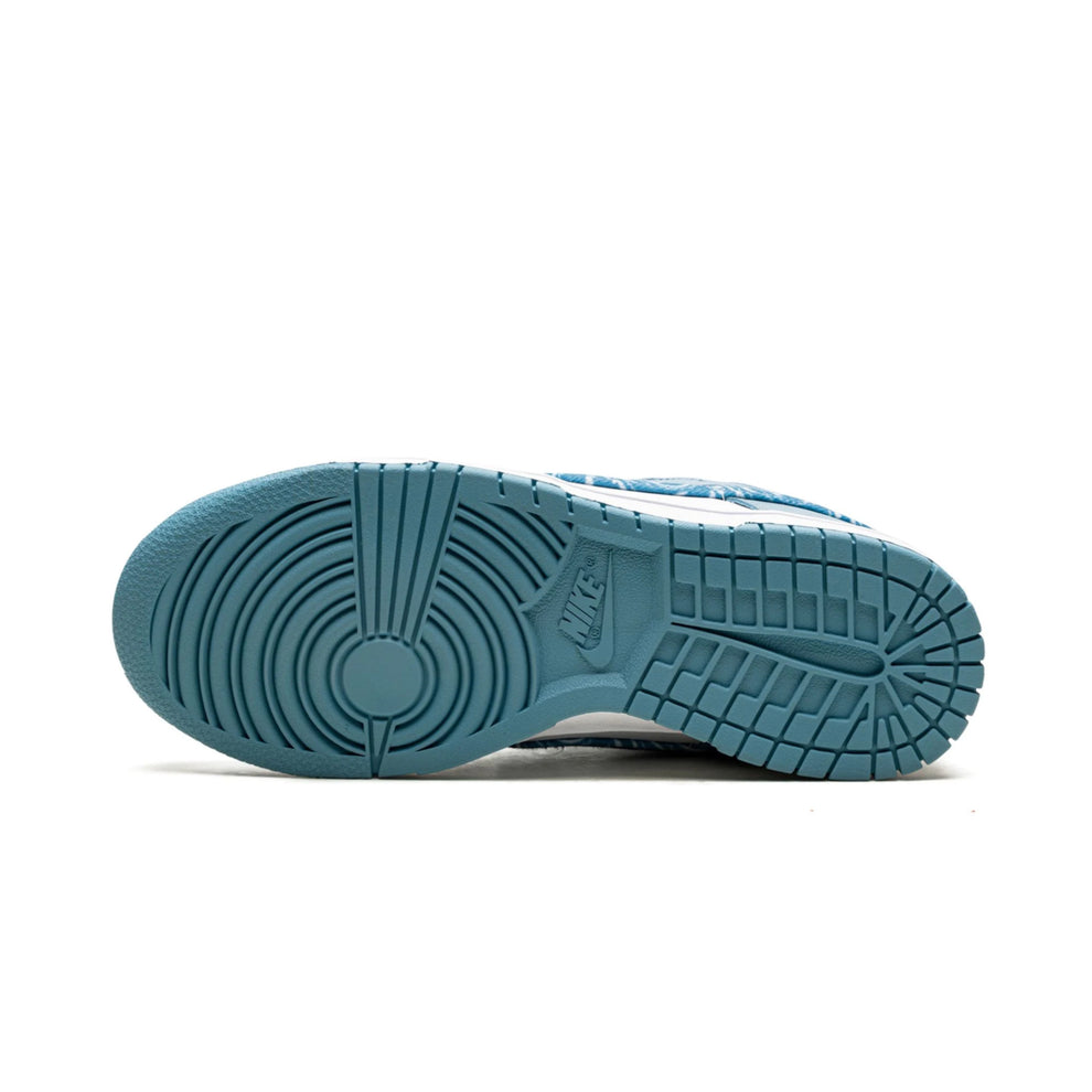 NIKE DUNK LOW "Blue Paisley"