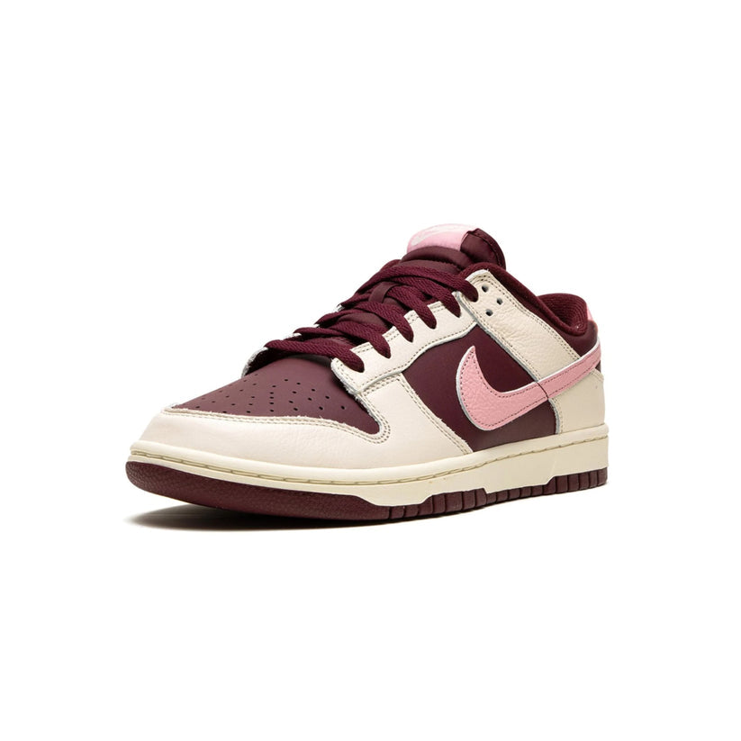 NIKE DUNK LOW RETRO PRM "Valentine's Day 2023"