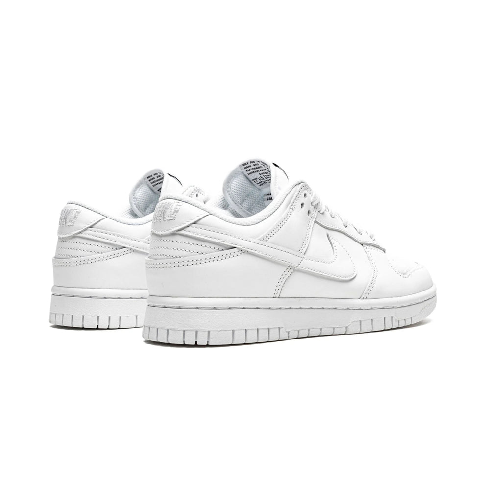 NIKE DUNK LOW "Triple White"