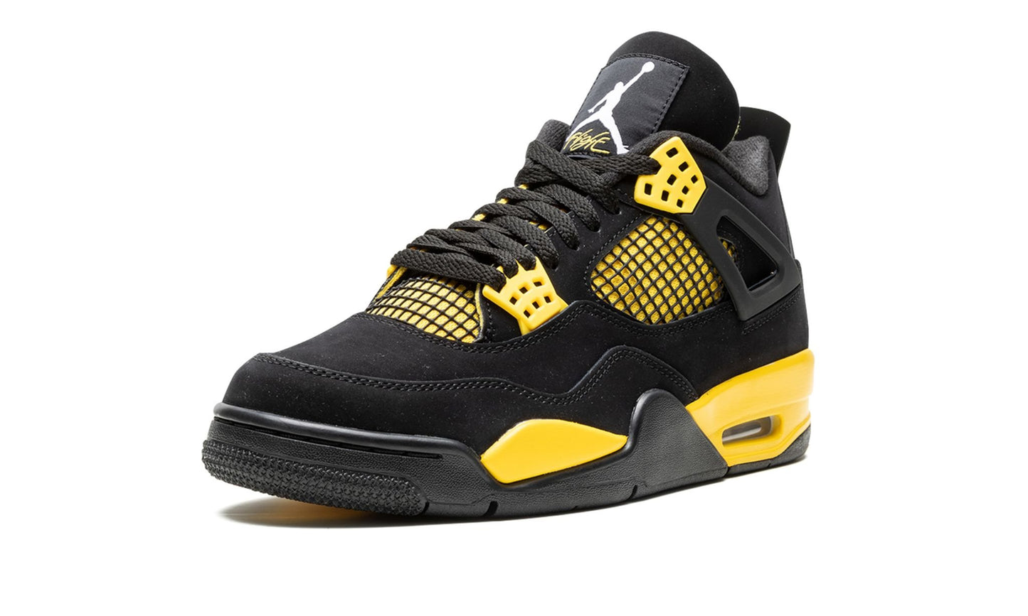 AIR JORDAN 4 RETRO
"Thunder 2023"