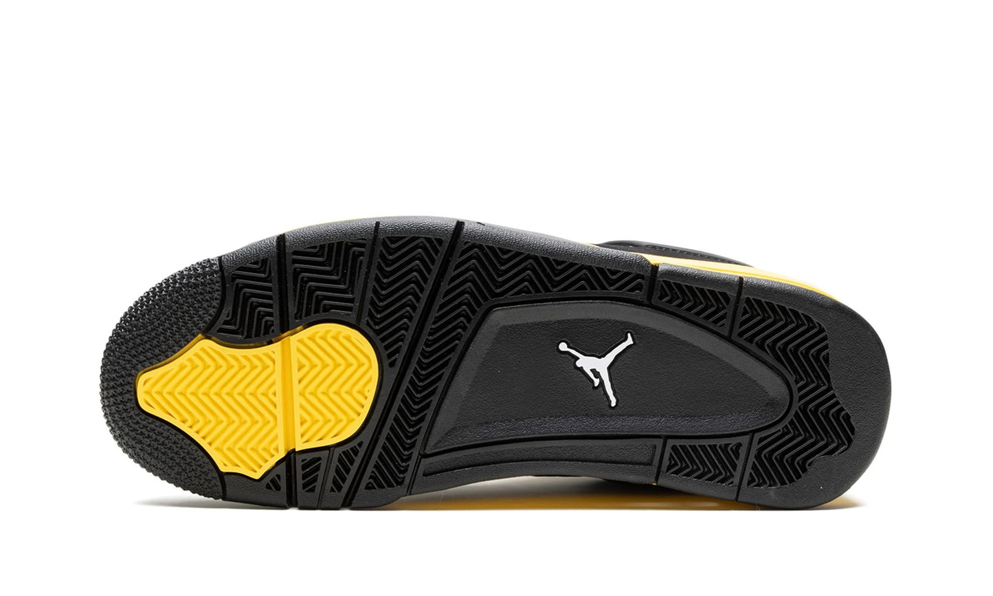 AIR JORDAN 4 RETRO
"Thunder 2023"