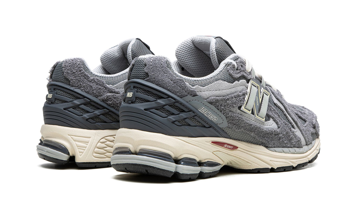 NEW BALANCE
1906R
"Protection Pack - Grey"