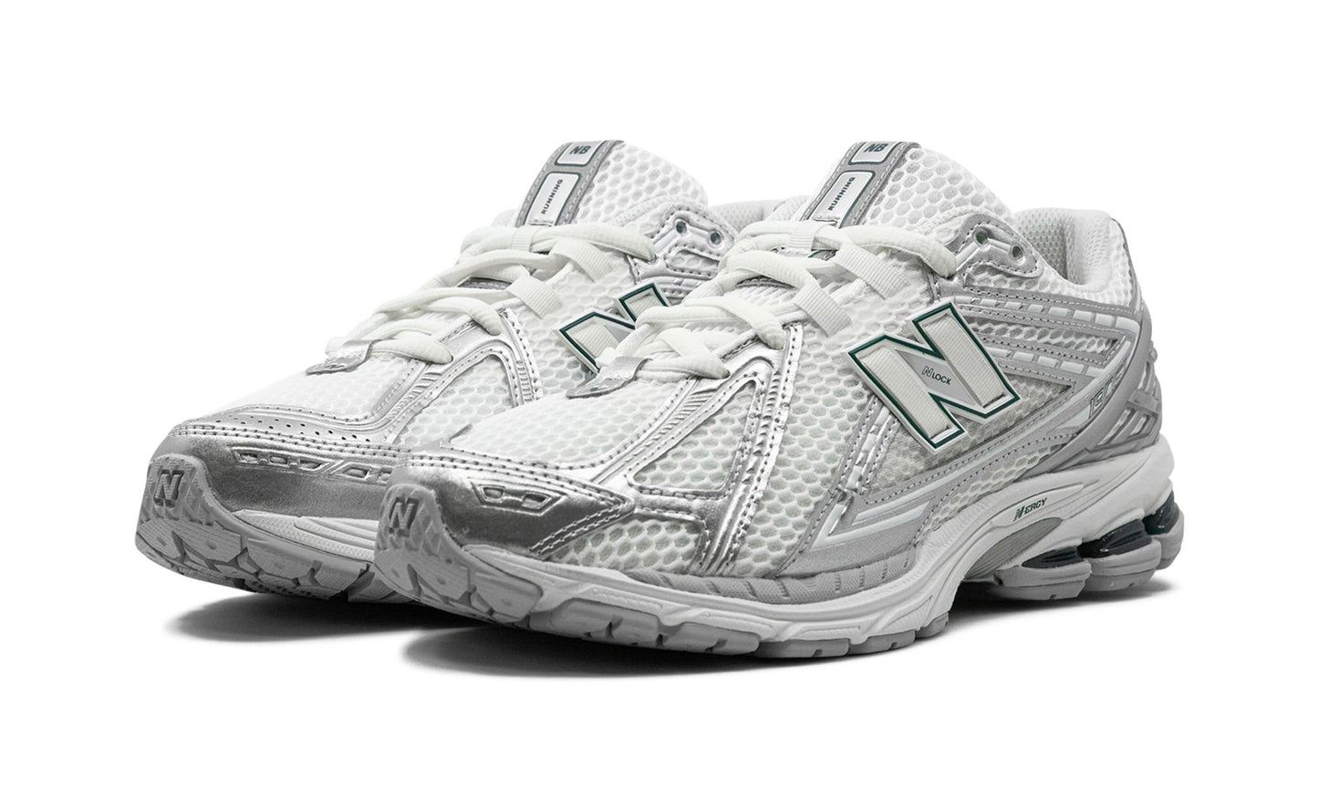 NEW BALANCE 1906R
"SILVER METALLIC"