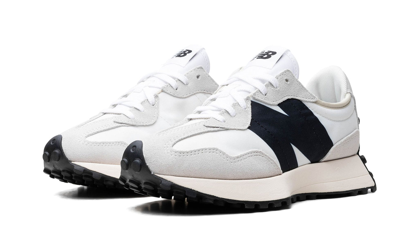 NEW BALANCE
327
"Grey / White"