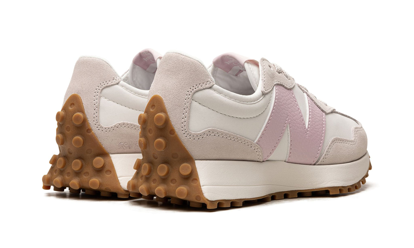 NEW BALANCE
327 WMNS
"Moonbeam December Sky"