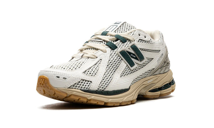 NEW BALANCE 1906R PROTECTION PACK "White Green Cream"