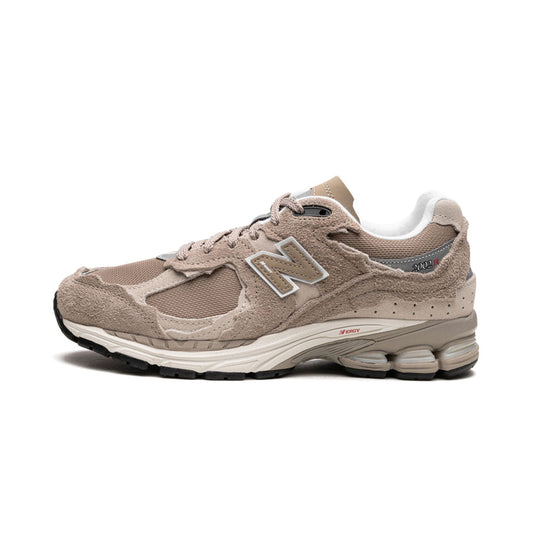 NEW BALANCE 2002RD PROTECTION PACK "Driftwood/Sea Salt"