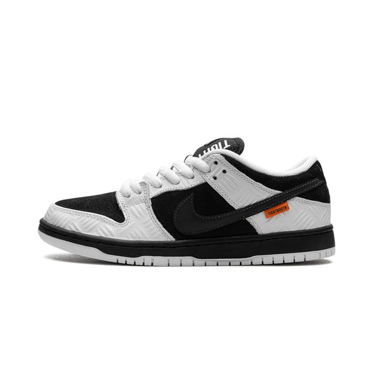 NIKE SB DUNK LOW "TIGHTBOOTH"