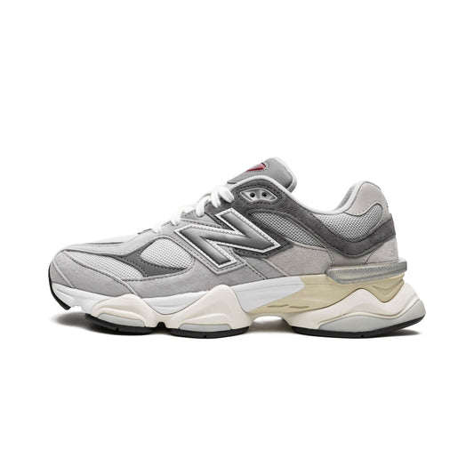 NEW BALANCE
9060
"Grey"