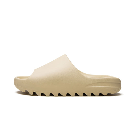 ADIDAS YEEZY
YEEZY SLIDE
"Bone 2022"